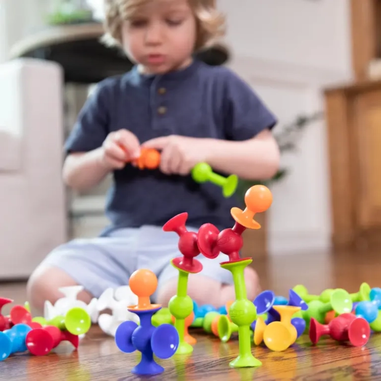 Klocki Przyssawki dla Dzieci Squigz Zestaw Startowy — Fat Brain Toys