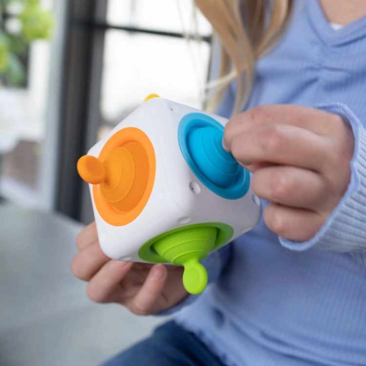Zabawka Sensoryczna Sensokostka Tugl  - Fat Brain Toy