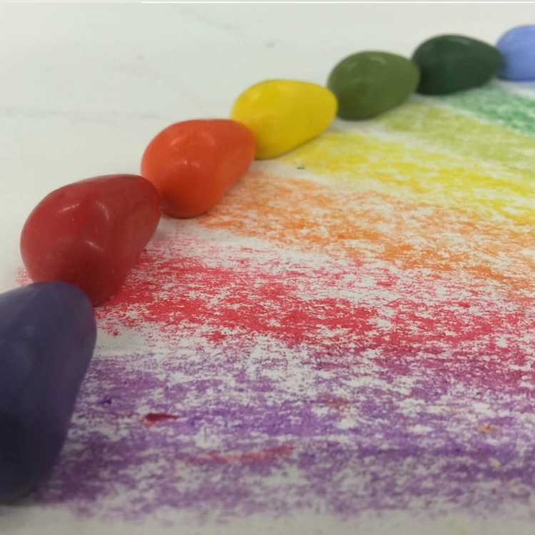 Kredki Woskowe 8 Kolorów dla Dzieci Crayon Rocks w Bawełnianym Woreczku