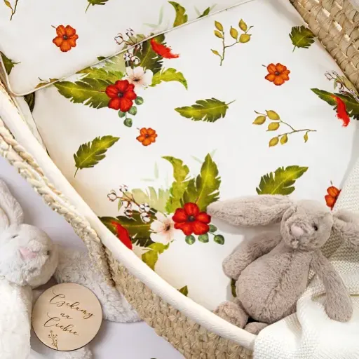 Bambusowa Pościel dla Niemowląt z Wypełnieniem Yenka Flowers z Króliczkiem Białym i Szarym