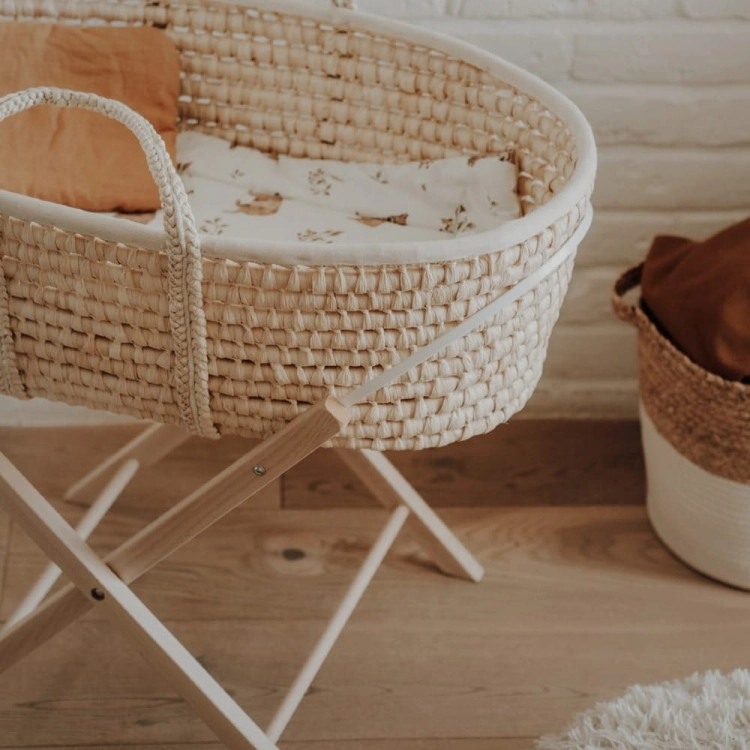 Kosz Mojżesza ze Stojakiem AhojBaby Naturalny w Pokoju
