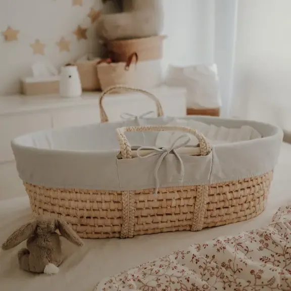 Wyściółka do Kosza Mojżesza Bawełna Organiczna Szara z Króliczkiem — Ahojbaby