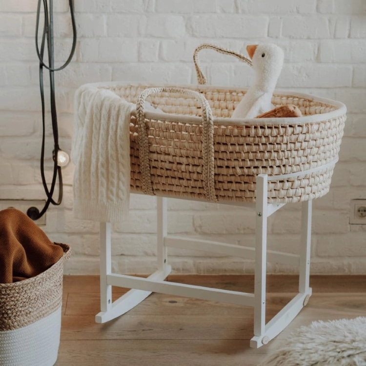 Kołyska do Kosza Mojżesza Biała z Boku — Ahojbaby
