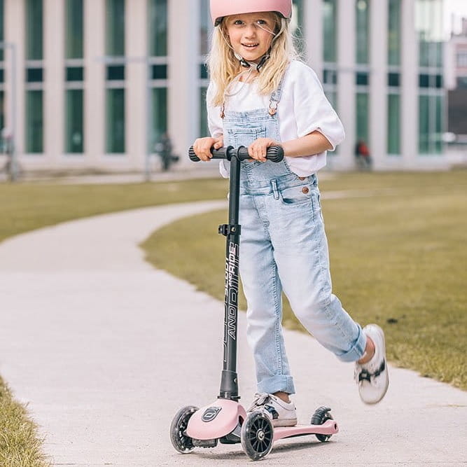 Hulajnoga Scootandride Highwaykick 3 Led ze Świecącymi Kółkami 3+ Rose