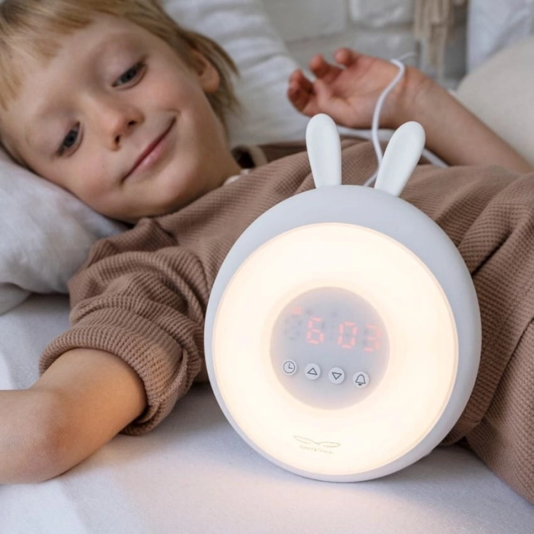 Lampka Nocna Dla Dzieci Stojąca Budzik Biały Królik — Rabbit and Friends