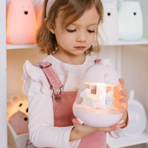 Lampka Nocna Dla Dzieci Stojąca Pozytywka Różowa z Dziewczynką — Rabbit and Friends