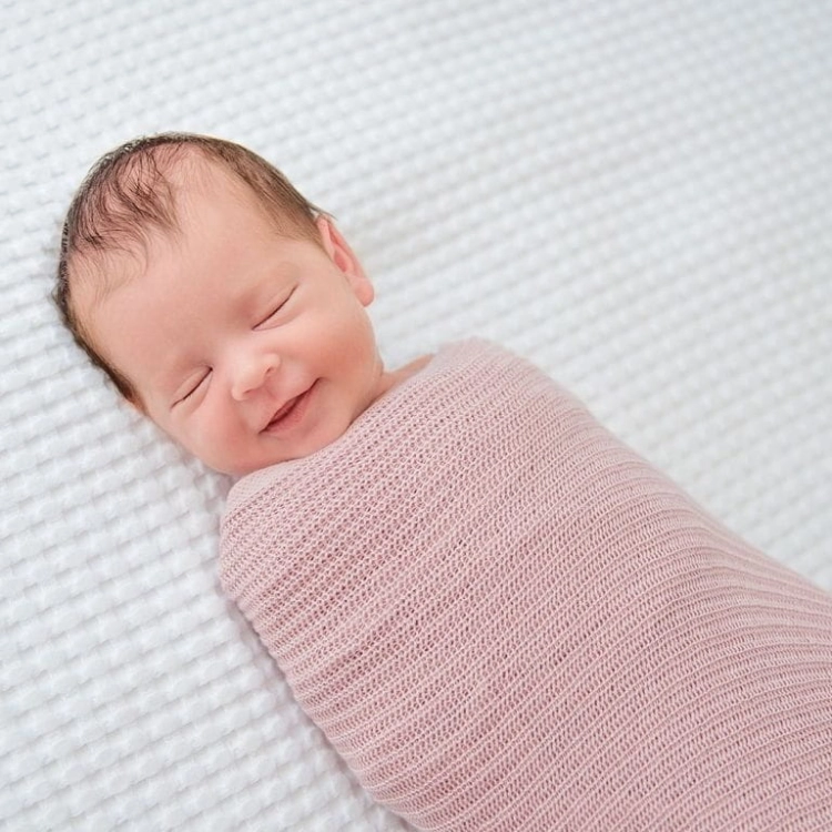 Otulacz Bambusowy dla Niemowlaka Lullalove Pudrowy Róż