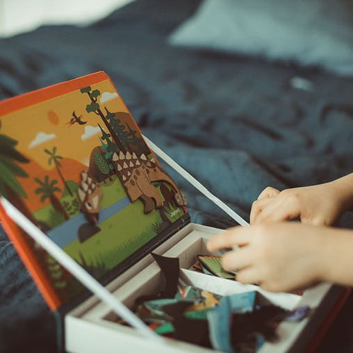 Układanka Magnetyczna Janod Magnetibook Dinozaury