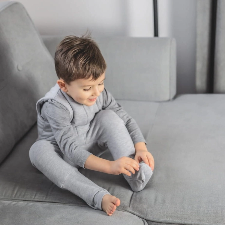 Śpiworek Niemowlęcy do Spania Dwustronny z Nóżkami Melanżowy Szary 1-2 Lata — Sleepee