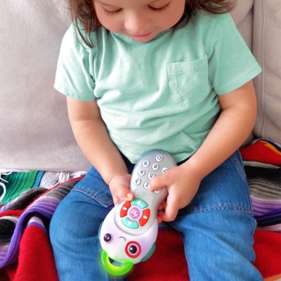Grab n’ Zap - muzyczny pilot TV dla maluszków BX1788Z / B.toys
