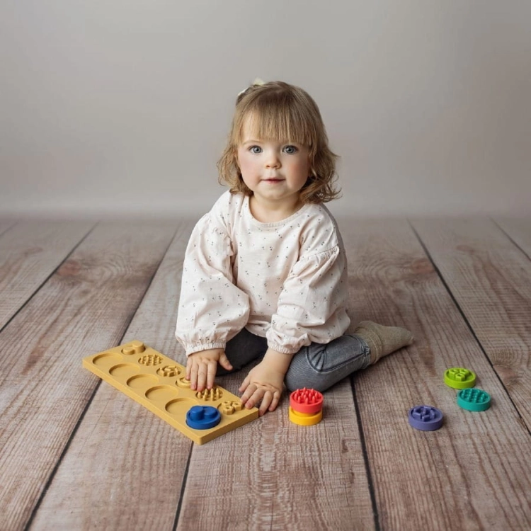Puzzle sensoryczne kółeczka XL / Mom's Care