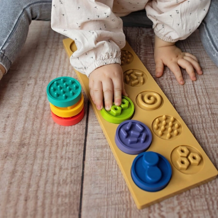 Puzzle sensoryczne kółeczka XL / Mom's Care