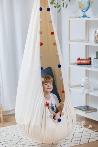 Huśtawka Kokon dla Dzieci Wesoły Pomponik - Bajum