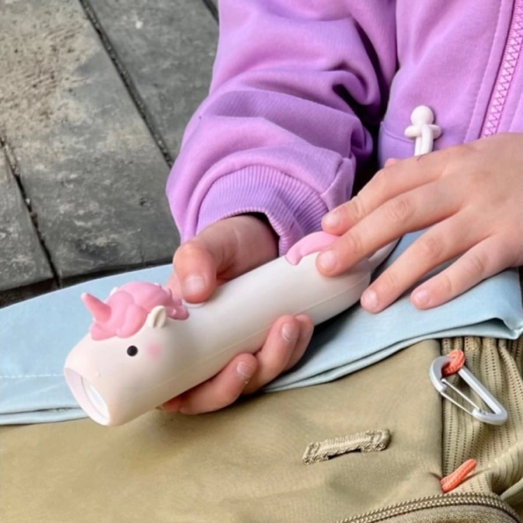 Latarka Jednorożec Pinky / Rabbit and Friends