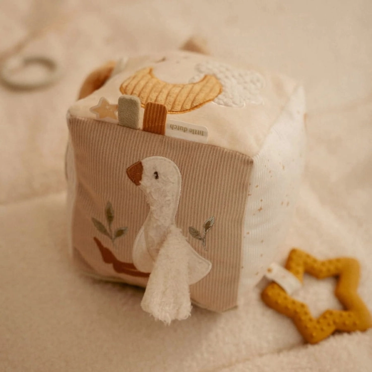 Kostka aktywizująca Newborn Naturals / Little Dutch