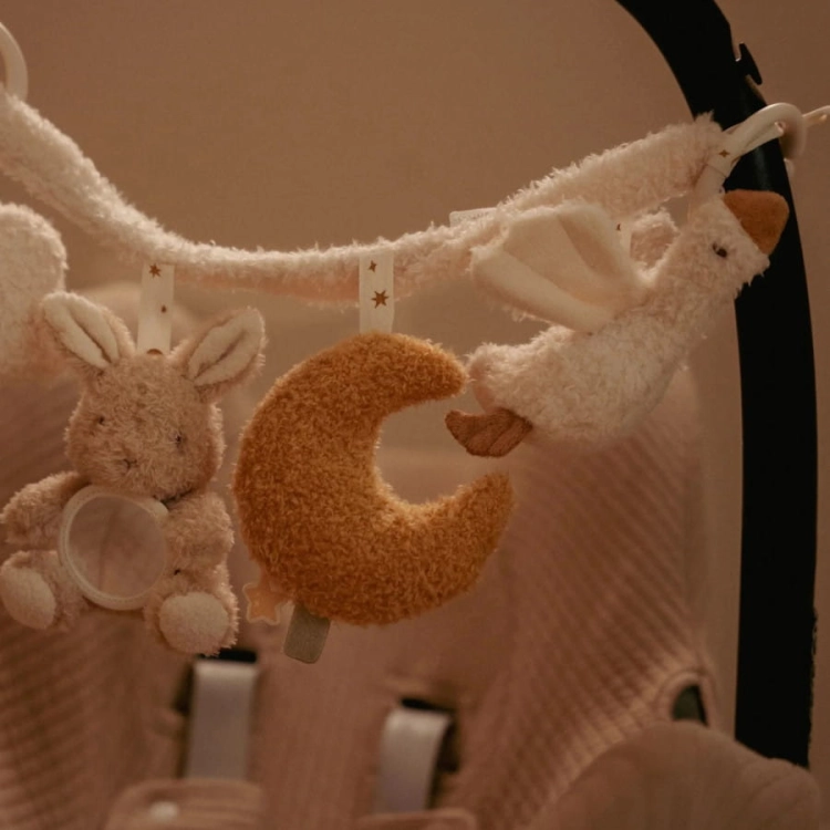 Zawieszka interaktywna do wózka/fotelika Newborn Naturals / Little Dutch