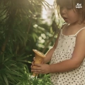 Lekka konstrukcja mikroskopu dla dzieci KidLupe ze smyczą