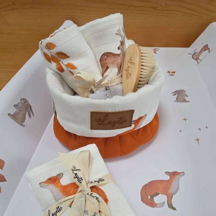 Pojemnik bambusowy Layette Woodland prezentujący leśny wzór i gładkie wnętrze