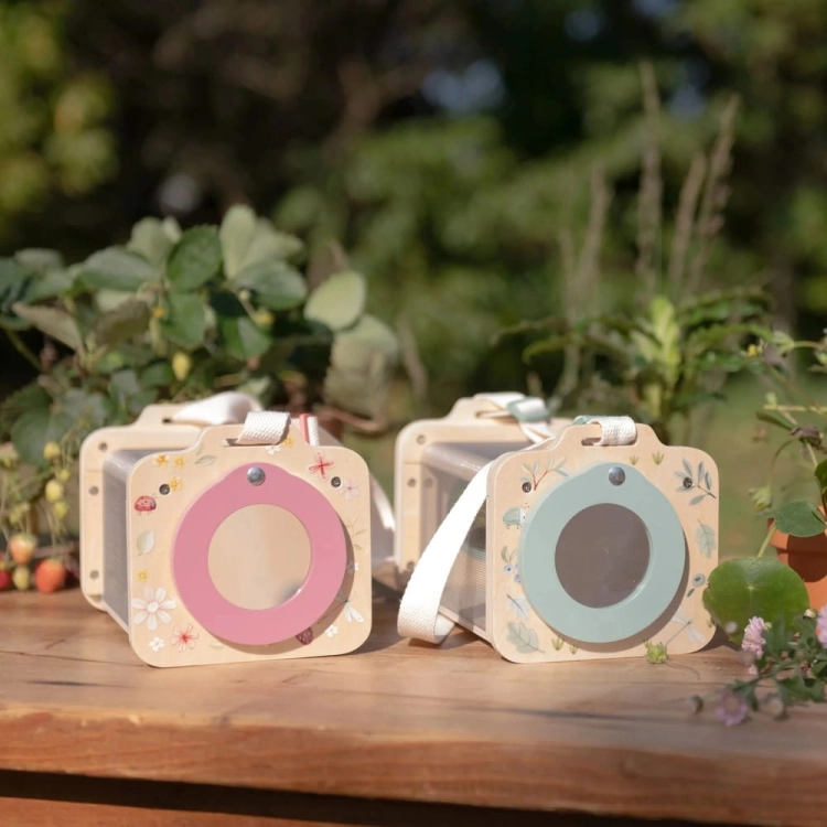 Dwa pojemniki do obserwacji owadów Little Dutch – wersja Forest Friends i Fairy Garden, drewniane zabawki edukacyjne dla dzieci