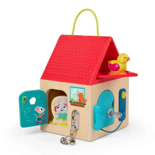 Domek z zamkami Unlock & Learn Box B.toys – otwarty domek z figurką kaczuszki na dachu i figurką króliczka wewnątrz, zabawka motoryczna dla dzieci