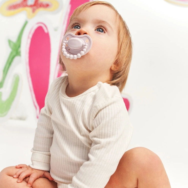 Smoczek pozycjonujący - Blueberry Shake  LUU Kids