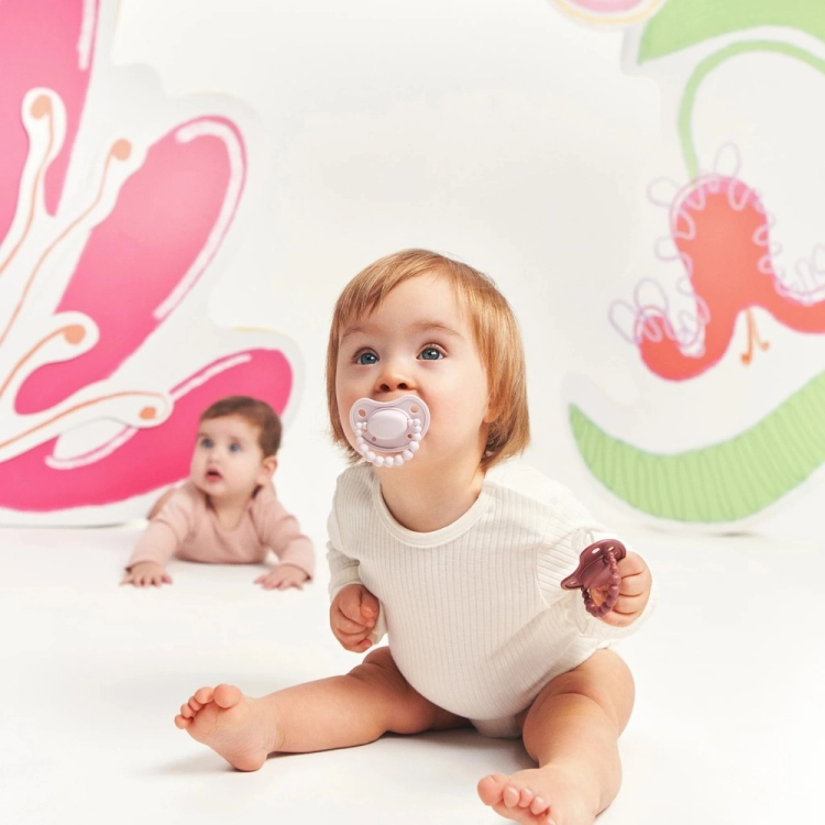 Smoczek pozycjonujący - Blueberry Shake  LUU Kids