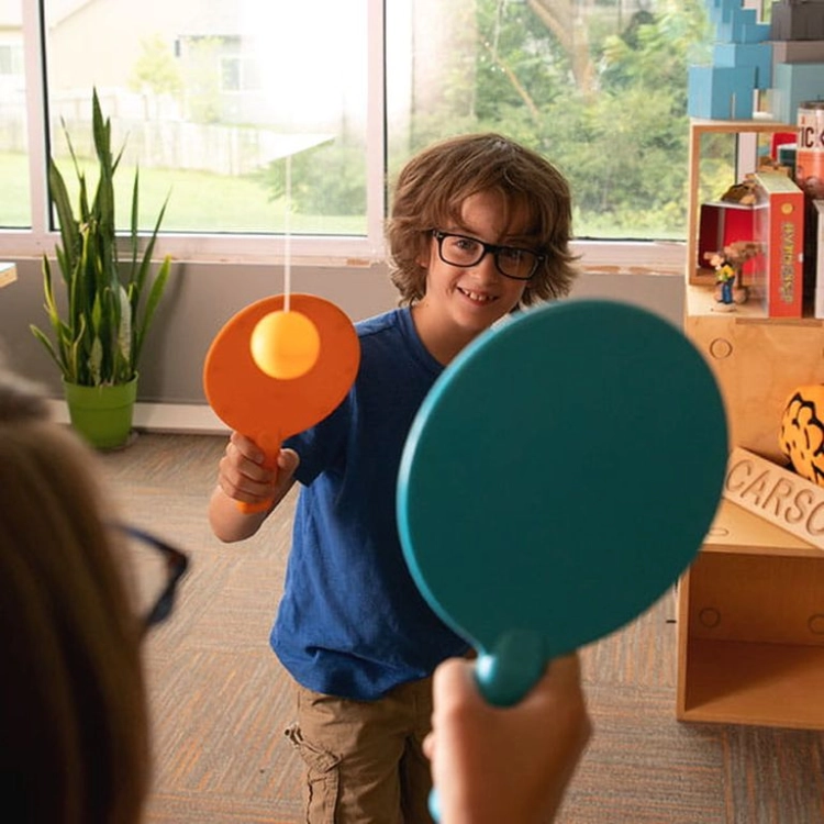 Fat Brain Toys Door Pong – Zestaw do Ping Ponga