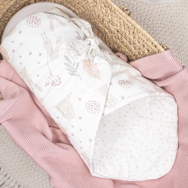 Rożek Niemowlęcy Wiązany Bawełniany Colorstories Bunny New