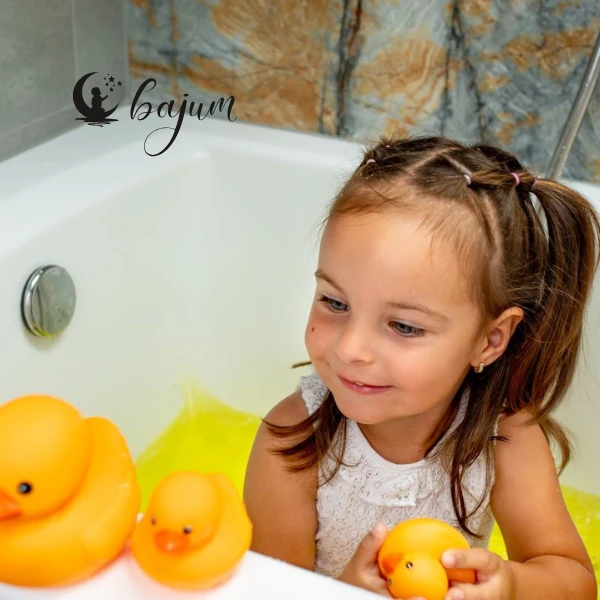 Jakie zabawki do kąpieli dla dzieci są najlepsze dla 3 latka?